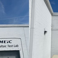 Massive-170000-Sq-Ft-Commercial-Building-Cleaned-in-Salem-VA-by-Gunk-B-Gone-Pro-Wash 7